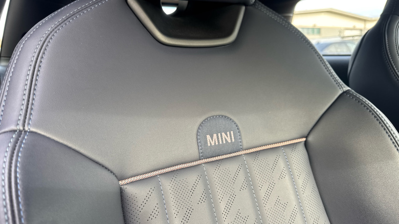 MINI Cooper 2.0 S Exclusive 3dr Auto Petrol Hatchback
